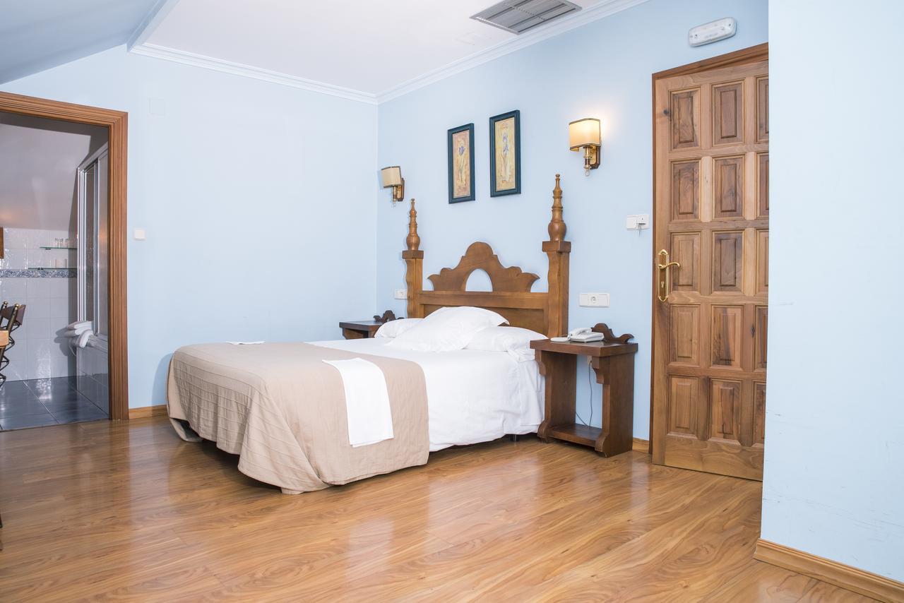 Complejo Hostelero Paladium Villamartín 外观 照片