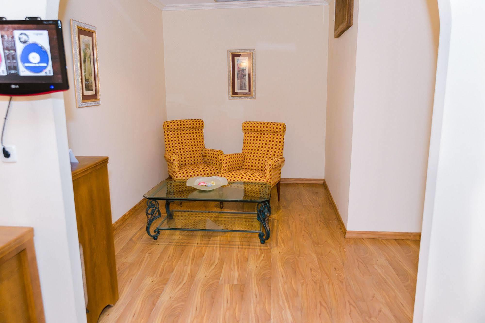 Complejo Hostelero Paladium Villamartín 外观 照片