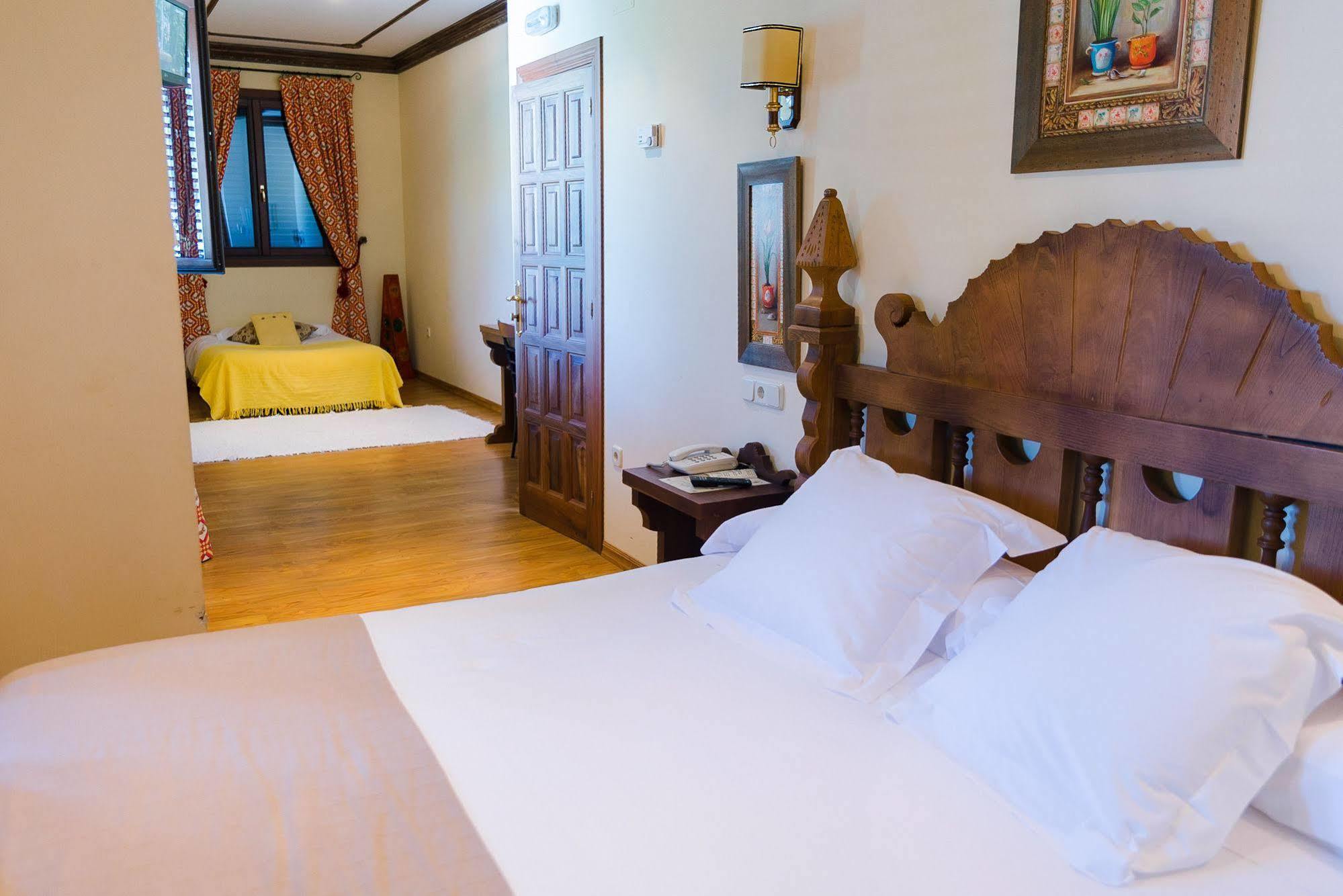 Complejo Hostelero Paladium Villamartín 外观 照片